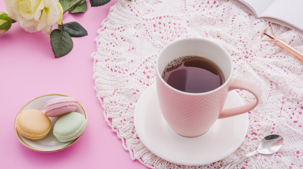 Amazing health benefits of Kashmiri Pink Tea (Noon Chai) [Updated-2024]